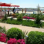 Tirrenia Hotel 3*