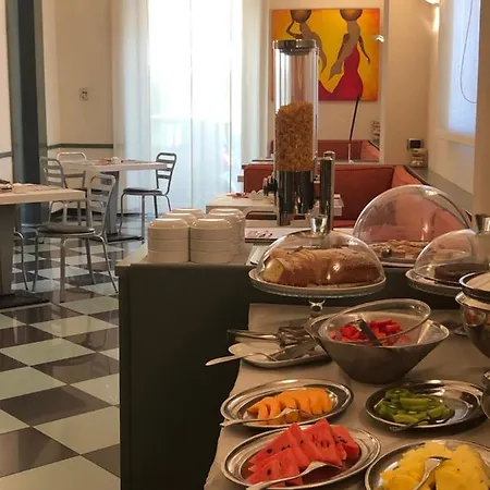 Hotell Tirrenia