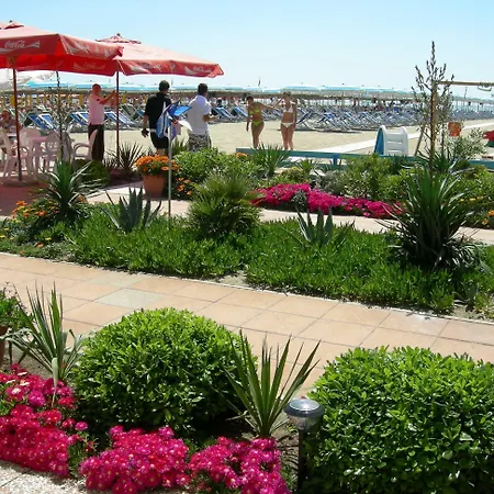 Tirrenia Hotell 3*