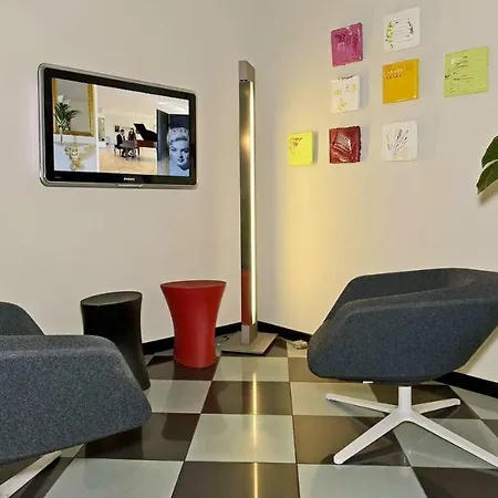 Hotell Tirrenia 3*
