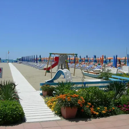 Tirrenia Otel Viareggio
