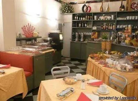 Tirrenia Otel 3*
