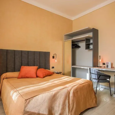 Otel Tirrenia Viareggio