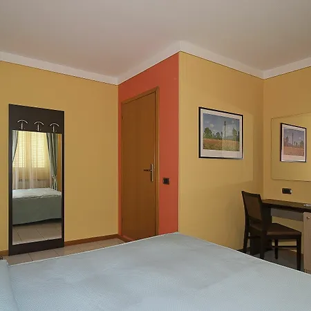 Tirrenia Otel Viareggio